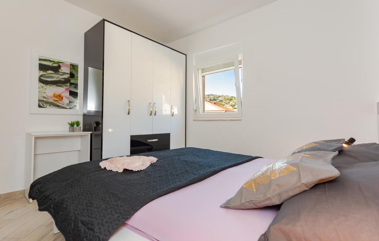 Ferienwohnung Andela 3 Makarska Exterior foto